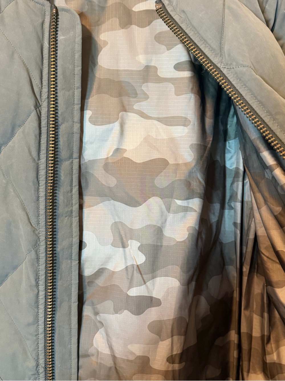 Eddie Bauer Skyliner 650 Down Olive Quilted Bomber Jacket Mens Size XL Full Zip - Picture 10 of 10
